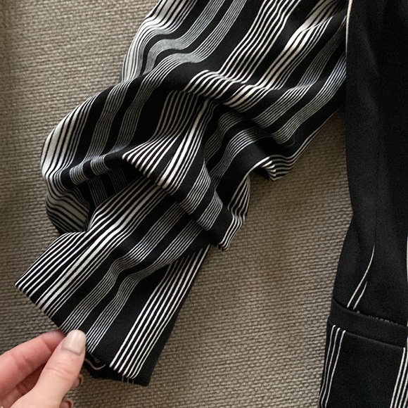 Fashion Nova Striped blazer - Picture 2 of 4